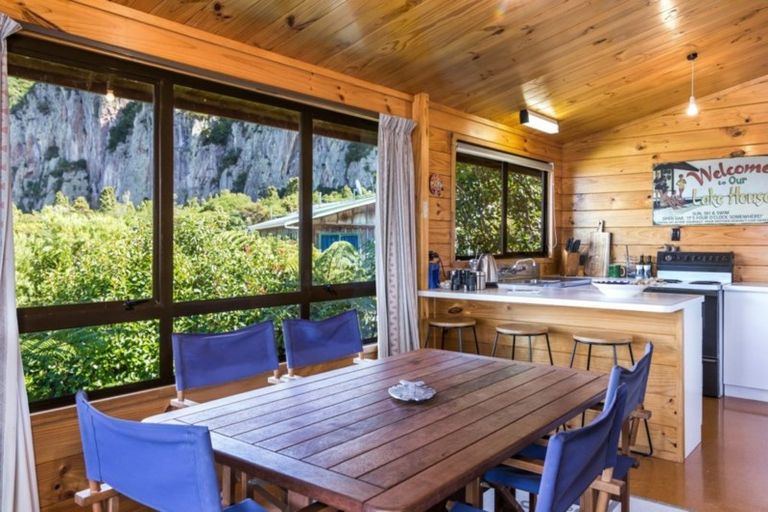 Photo of property in 17 Hinekapi Terrace, Kuratau, Turangi, 3381