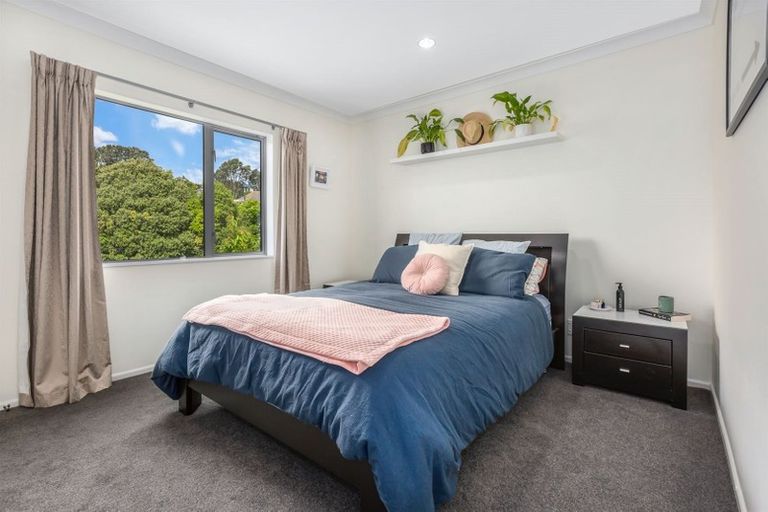Photo of property in 5d Stephen Street, Johnsonville, Wellington, 6037