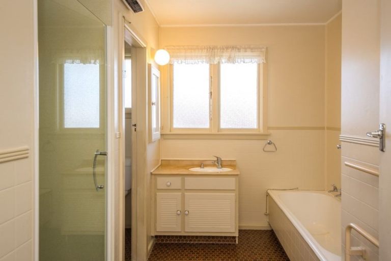 Photo of property in 147 Kendal Avenue, Burnside, Christchurch, 8053