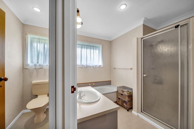 Photo of property in 11 Ash Place, Whalers Gate, New Plymouth, 4310