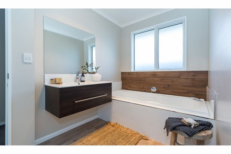 Photo of property in 117 Metehau Street, Marshland, Christchurch, 8083