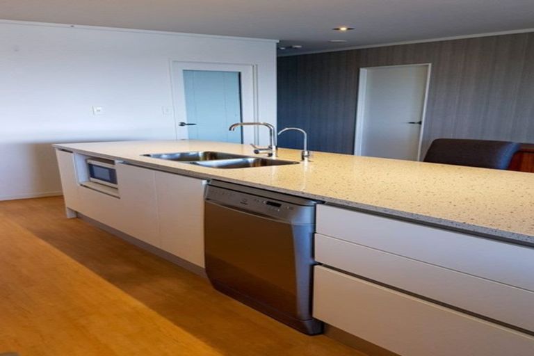 Photo of property in Quayside Apartments, 212/11 George Street, Whakatane, 3120