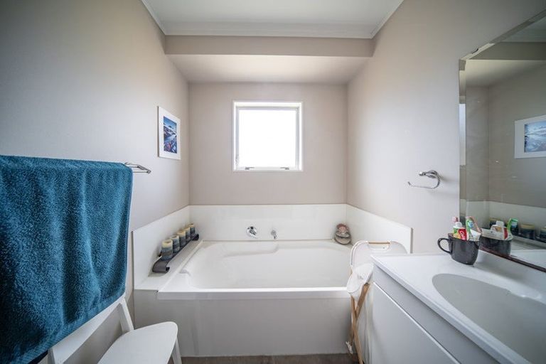 Photo of property in 18a Saxbys Road, Glenview, Hamilton, 3206