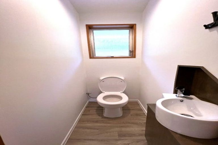 Photo of property in 1/516 Linwood Avenue, Woolston, Christchurch, 8062