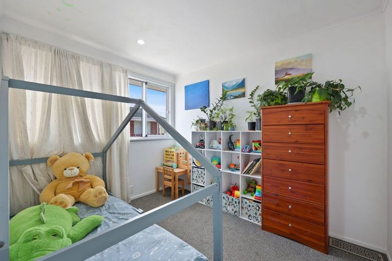 Photo of property in 20b Dale Crescent, Pakuranga, Auckland, 2010