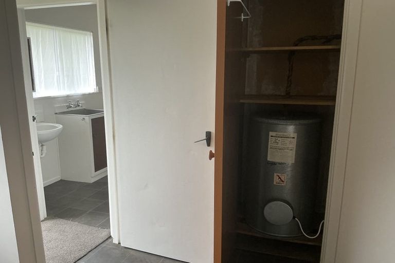 Photo of property in 44-46 Baylands Drive, Newlands, Wellington, 6037