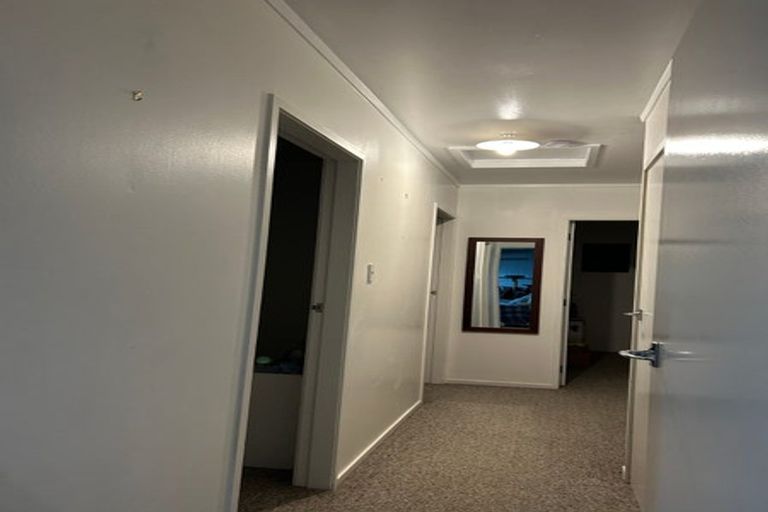 Photo of property in 8a Spinel Place, Pukehangi, Rotorua, 3015