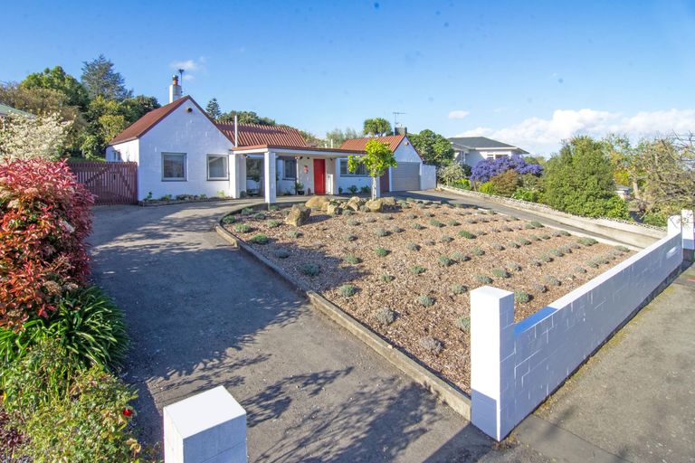 Photo of property in 17 Queen Alexandra Street, Lansdowne, Masterton, 5810