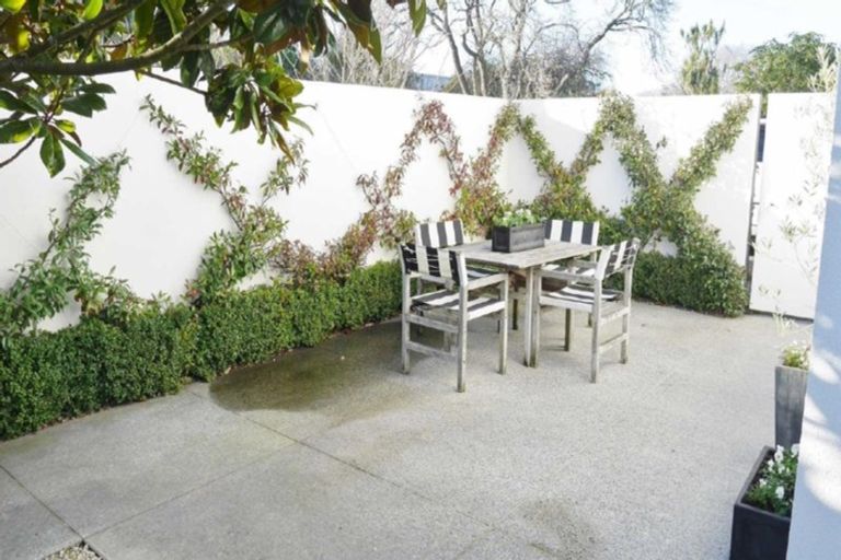 Photo of property in 18d Holmwood Road, Merivale, Christchurch, 8014