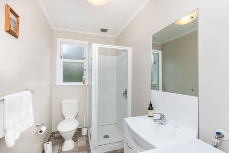 Photo of property in 12a Tyne Street, Island Bay, Wellington, 6023