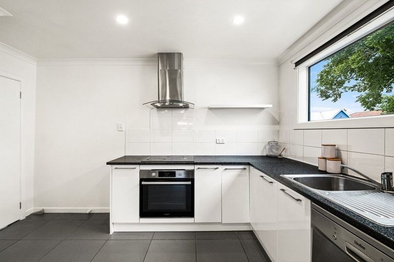 Photo of property in 272 Oxford Street, South Dunedin, Dunedin, 9012