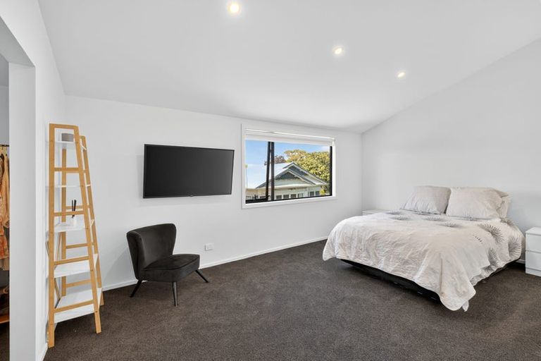 Photo of property in 11a Weston Road, St Albans, Christchurch, 8052