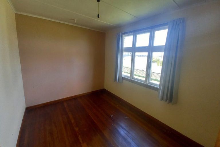 Photo of property in 6 Kirkland Street, Ohai, 9635