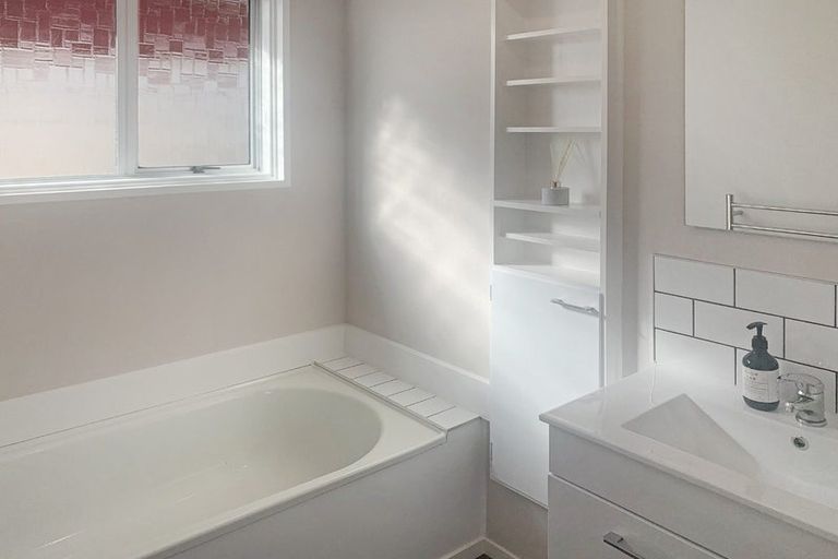 Photo of property in 20 Ruahine Street, Dannevirke, 4930