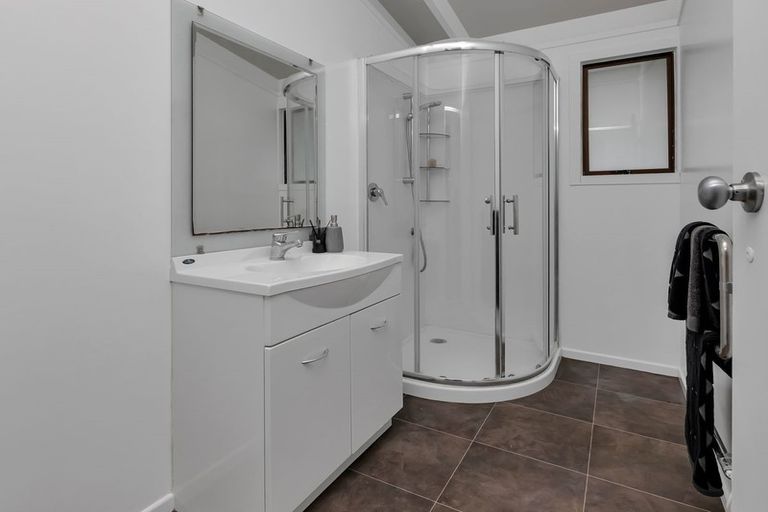 Photo of property in 3 Tikorangi Place, Morningside, Whangarei, 0110