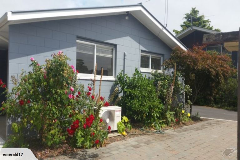 Photo of property in 1/32 Landsdowne Terrace, Cashmere, Christchurch, 8022