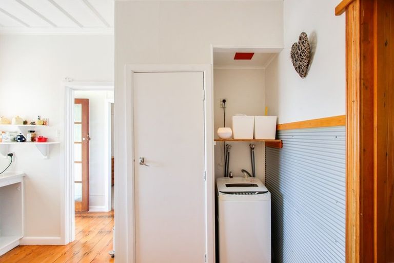 Photo of property in 124a Shakespeare Road, Bluff Hill, Napier, 4110