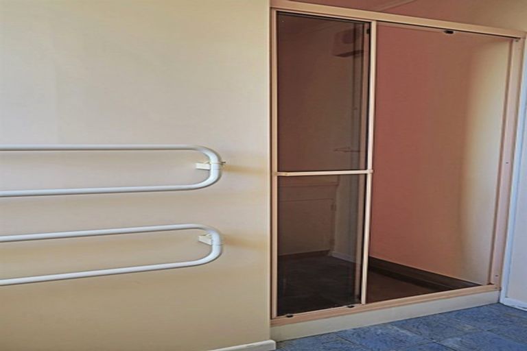 Photo of property in 44 Acacia Avenue, Maungaraki, Lower Hutt, 5010