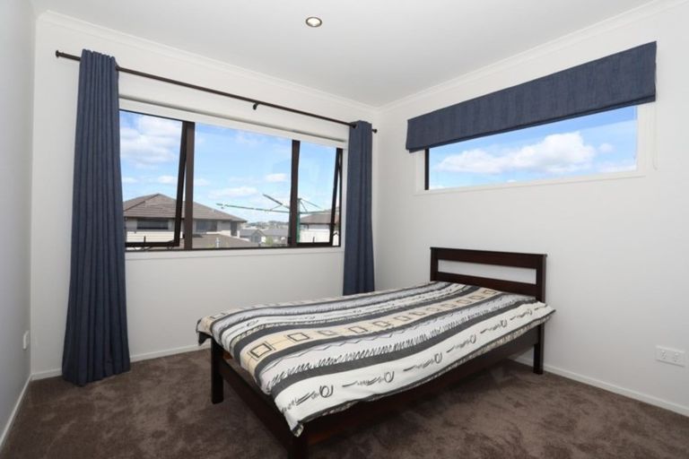 Photo of property in 68 Manuel Road, Silverdale, 0932