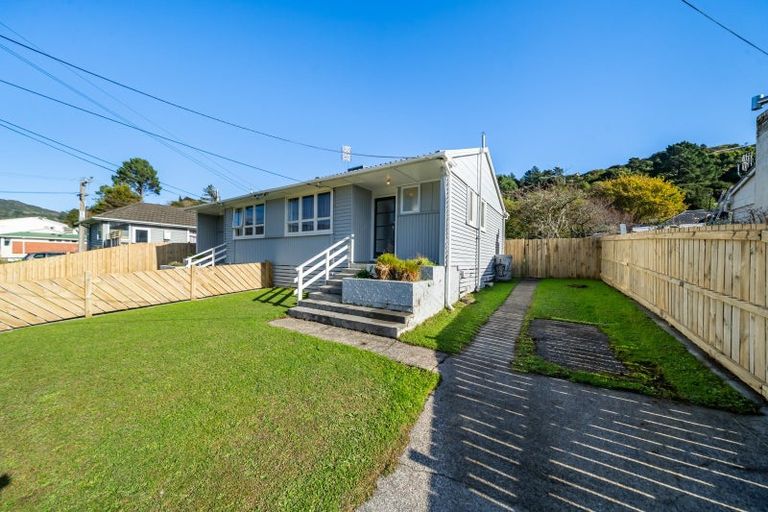 Photo of property in 224 George Street, Stokes Valley, Lower Hutt, 5019