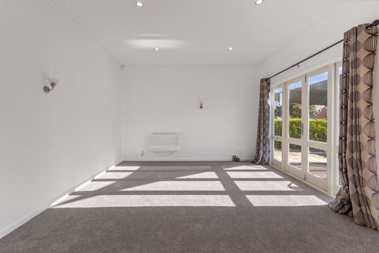 Photo of property in 73 Maeroa Road, Maeroa, Hamilton, 3200