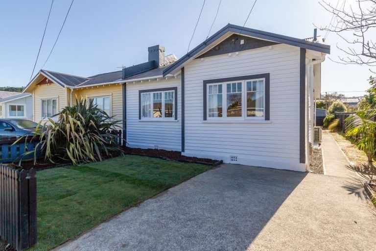 Photo of property in 19a Montague Street, Alicetown, Lower Hutt, 5010