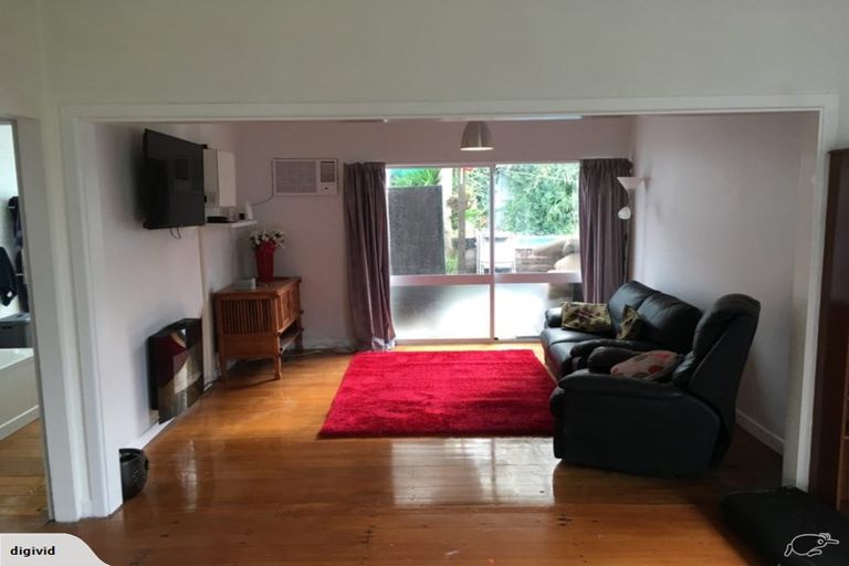 Photo of property in 1 Waiau Street, Torbay, Auckland, 0630