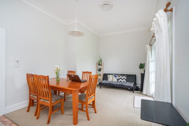 Photo of property in 40 Hereford Street, West End, Palmerston North, 4410