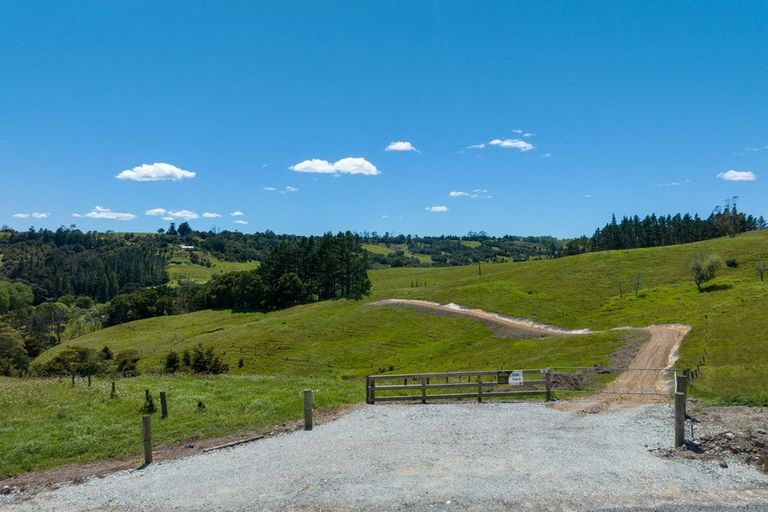 Photo of property in 19 Toots Drive, Kawakawa, 0282