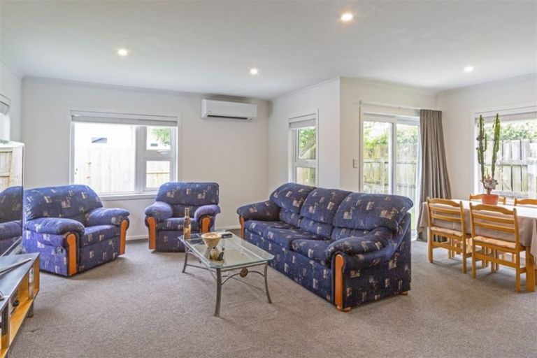 Photo of property in 9a Wellington Street, Feilding, 4702
