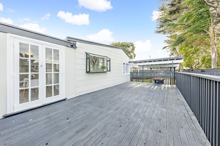 Photo of property in 1/25 Blanes Road, Weymouth, Auckland, 2103