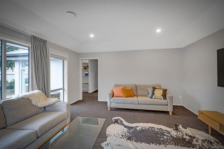 Photo of property in 147 Hamilton Avenue, Ilam, Christchurch, 8041