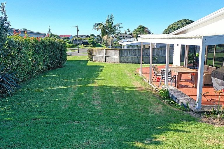 Photo of property in 34 Dolphin Drive, Whiritoa, Whangamata, 3691