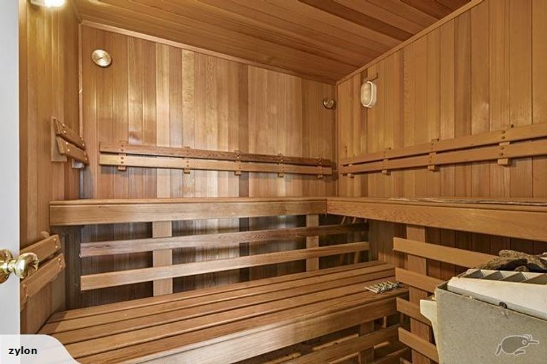 Photo of property in 3/496 Glenfield Road, Glenfield, Auckland, 0629