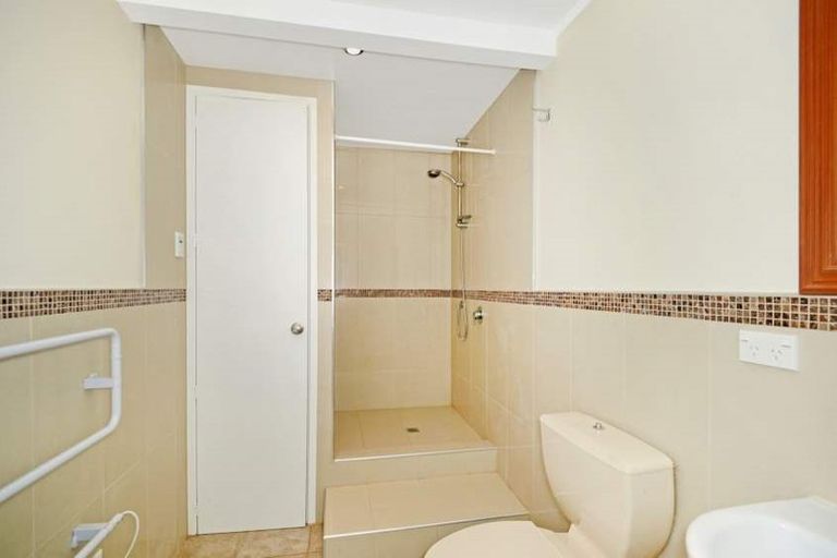 Photo of property in 50 Moore Street, Hillcrest, Auckland, 0627