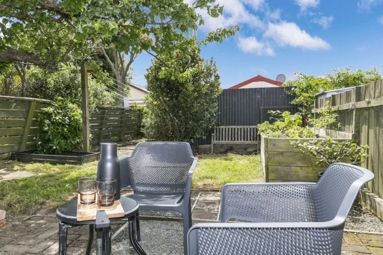 Photo of property in 35 Normanby Street, Newtown, Wellington, 6021