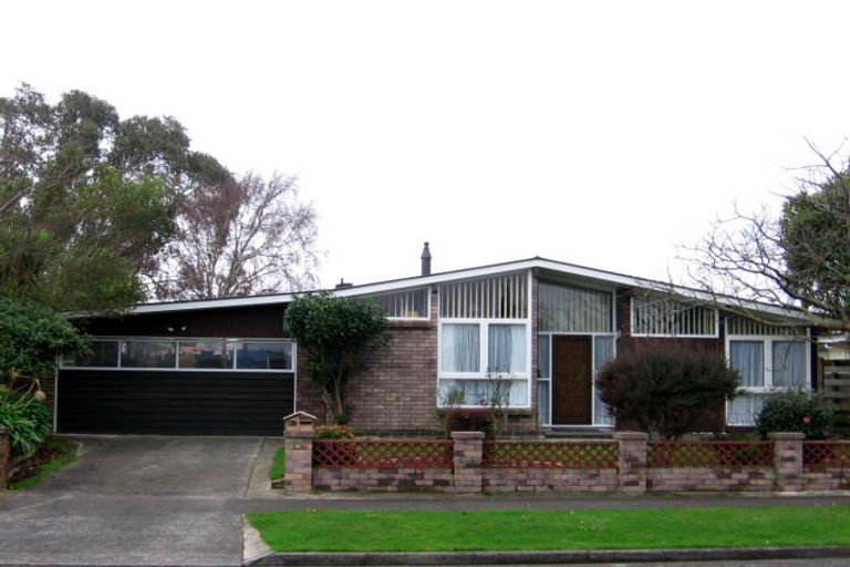 Photo of property in 21 Cavendish Crescent, Awapuni, Palmerston North, 4412