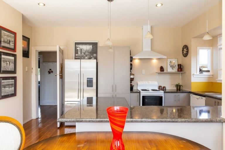 Photo of property in 1/39 Leitch Street, Somerfield, Christchurch, 8024