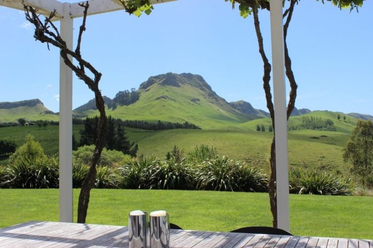 Photo of property in Poutama, 58 Matangi Road, Tuki Tuki, Havelock North, 4294