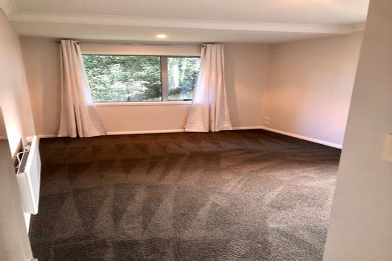 Photo of property in 2/1 Keys Street, Belmont, Auckland, 0622