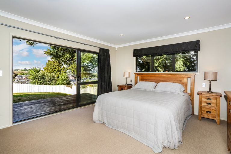 Photo of property in 129 Valley Road, Pukekohe, 2120