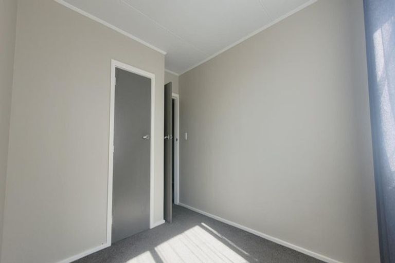 Photo of property in 54 Davidson Crescent, Tawa, Wellington, 5028