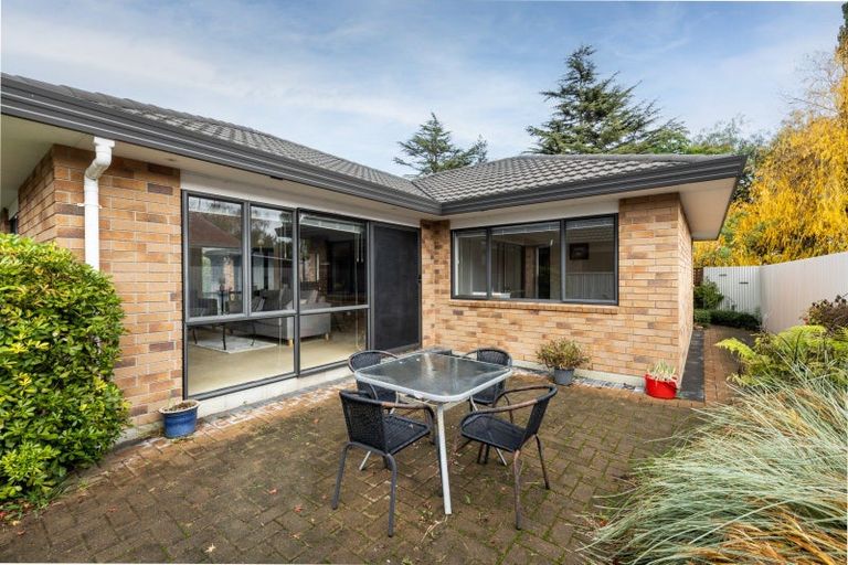 Photo of property in 4/28 Te Aute Road, Havelock North, 4130