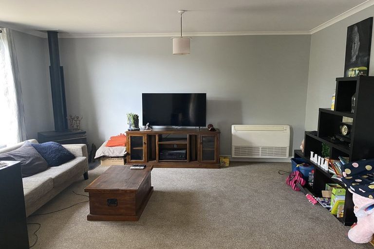 Photo of property in 12 Riwai Street, Templeton, Christchurch, 8042