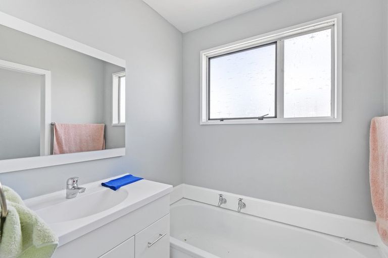 Photo of property in 4/14 Peer Street, Upper Riccarton, Christchurch, 8041