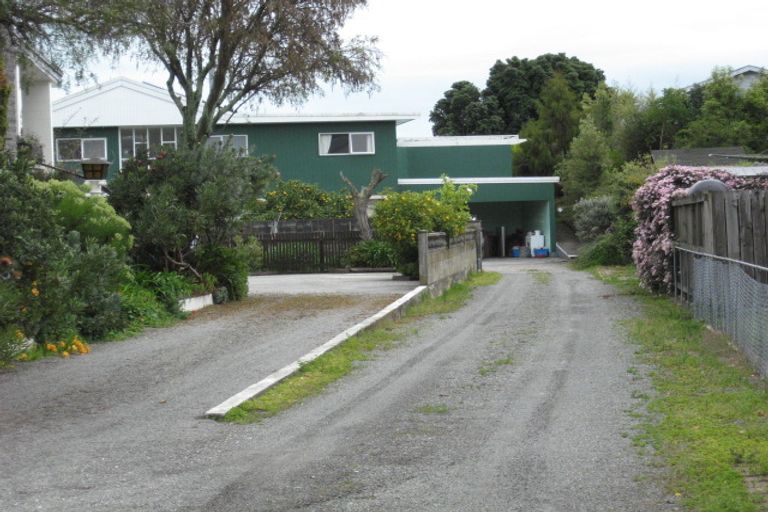 Photo of property in 42 Martin Street, Monaco, Nelson, 7011