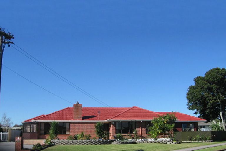Photo of property in 5 Buckingham Crescent, Manukau, Auckland, 2025