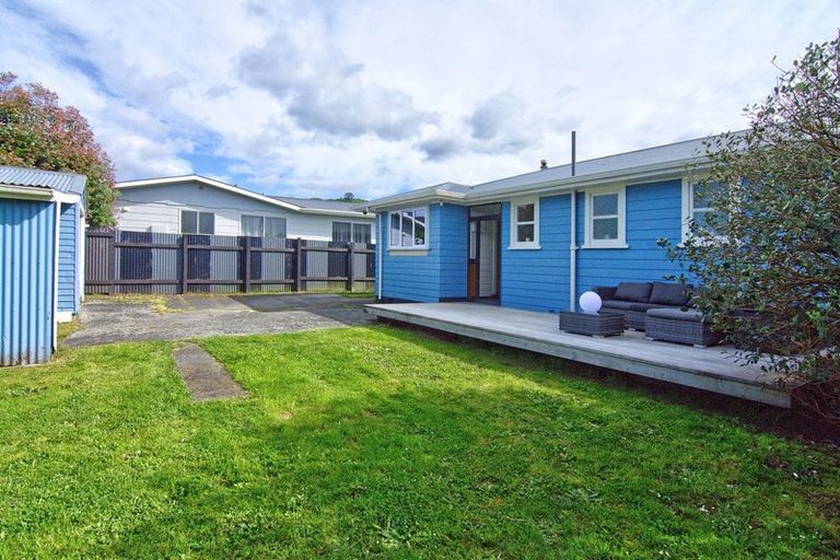 Photo of property in 14 William Benton Street, Featherston, 5710
