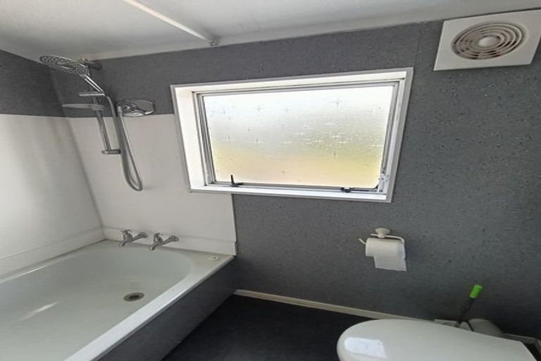 Photo of property in 43b Cypress Drive, Maungaraki, Lower Hutt, 5010