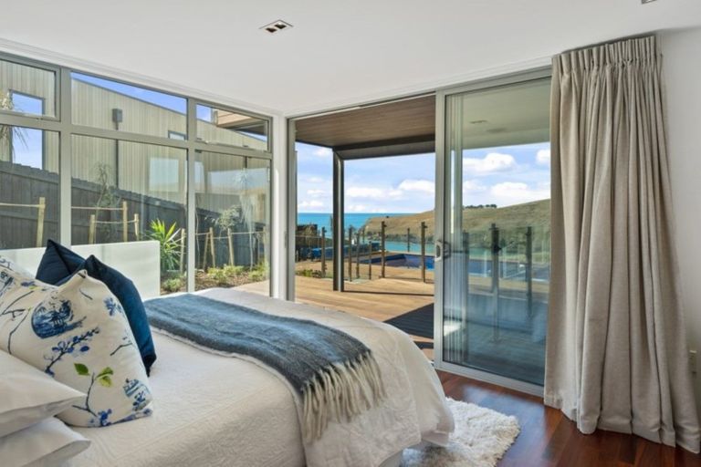 Photo of property in 33 Peninsula View, Scarborough, Christchurch, 8081